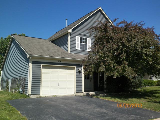 816 Castleton Ct., Mundelein, IL 60060