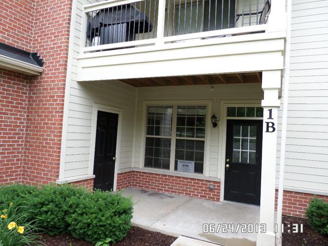 1032 Swift Rd. #1B, Glen Ellyn, IL 60137