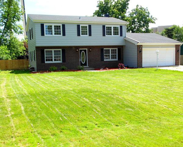 27W311 Fleming Dr., Winfield, IL 60190