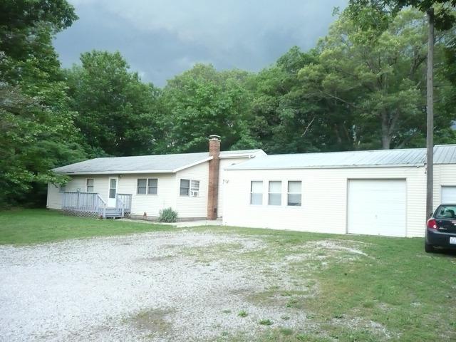 2006 E 2100 N Rd., Watseka, IL 60970