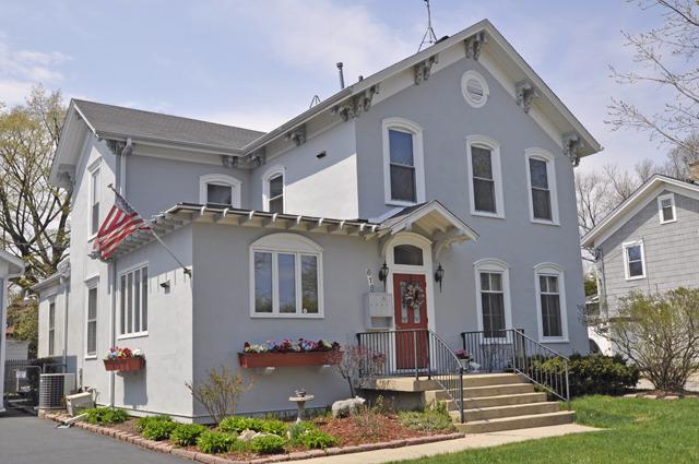 616 N Sheridan Rd., Waukegan, IL 60085