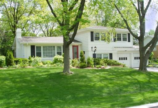 263 Sharon Dr., Barrington, IL 60010