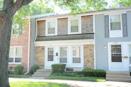 2223 Clifton Pl., Hoffman Estates, IL 60169