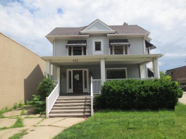 825 N Church St., Rockford, IL 61103