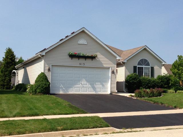 913 Walnut St., Genoa, IL 60135