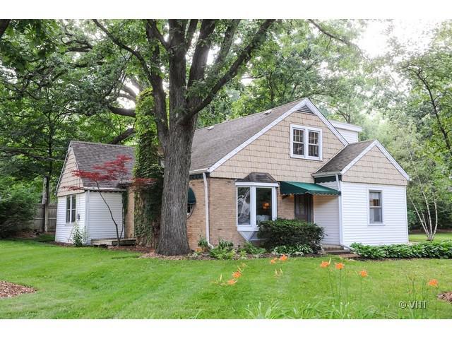 1015 W Foster Ave., Lake Bluff, IL 60044