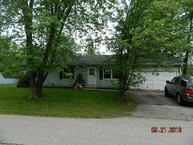 1607 Grand Ave., Crystal Lake, IL 60014