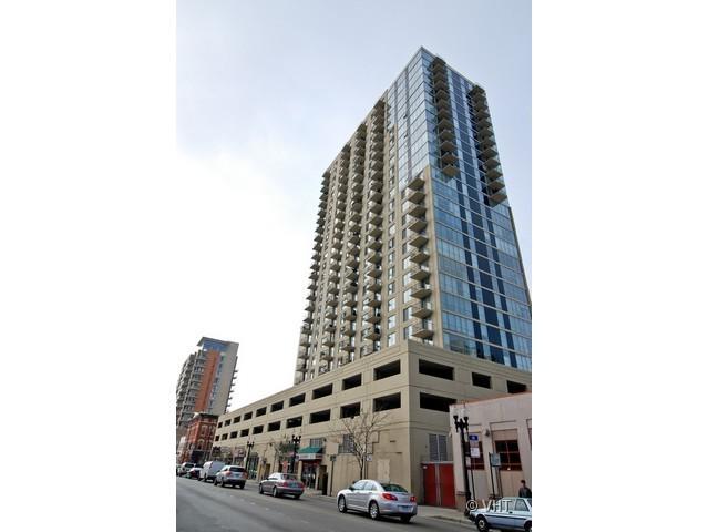 1212 N La Salle Dr. #703, Chicago, IL 60610