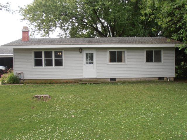 1035 E Fifth St., Coal City, IL 60416