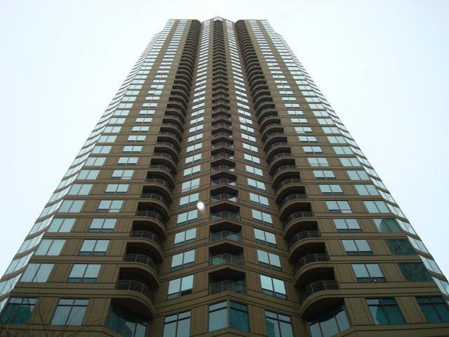 400 N La Salle St. #2209, Chicago, IL 60654