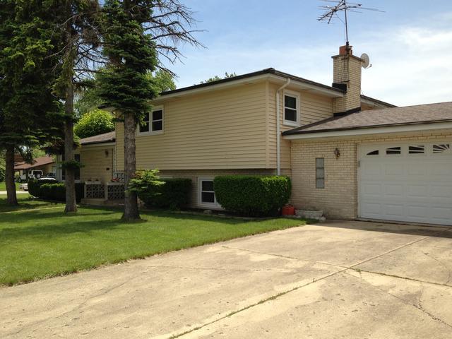1556 Webster Ln., Des Plaines, IL 60018
