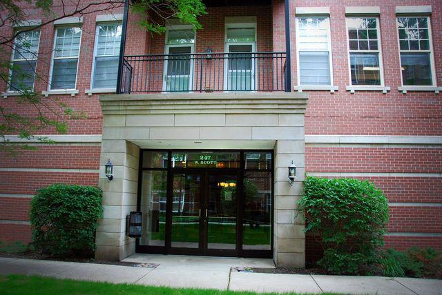 247 W Scott St. #404, Chicago, IL 60610