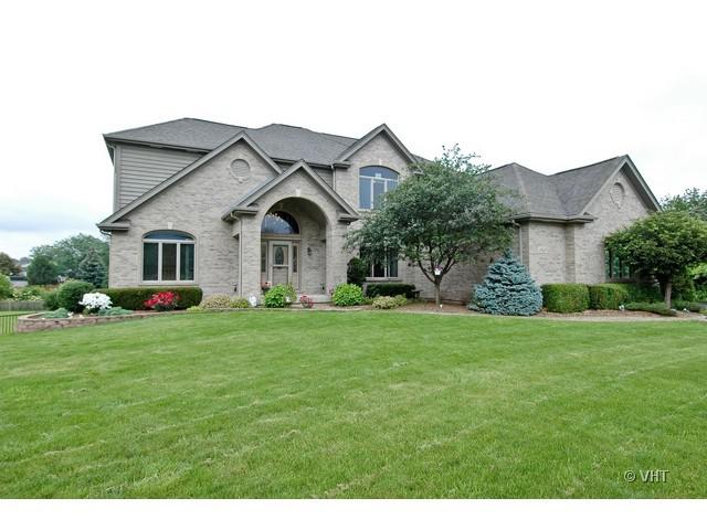 1563 E Crandon Ct., Crystal Lake, IL 60014