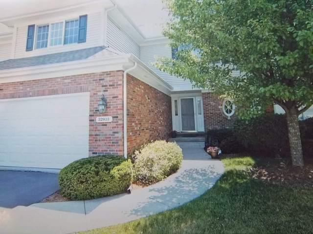 32933 N Stone Manor Dr., Grayslake, IL 60030