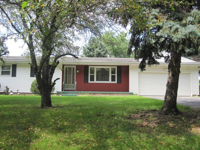 9429 E 3000 Rd., Momence, IL 60954