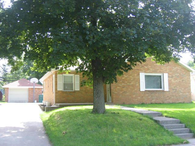 615 S Monroe St., Streator, IL 61364