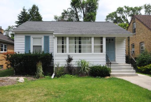 309 Nottingham Ave., Glenview, IL 60025