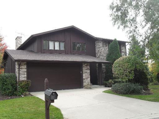 3106 River Falls Dr., Northbrook, IL 60062