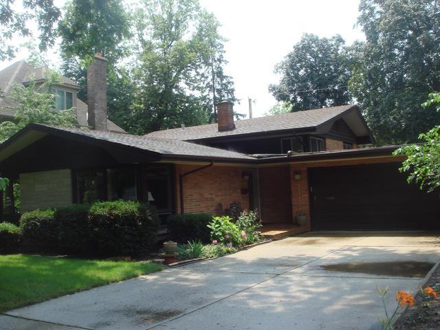 723 Sunset Dr., Naperville, IL 60540