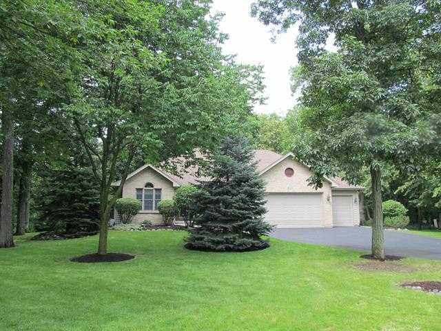 16334 Hickory Cir., Sycamore, IL 60178