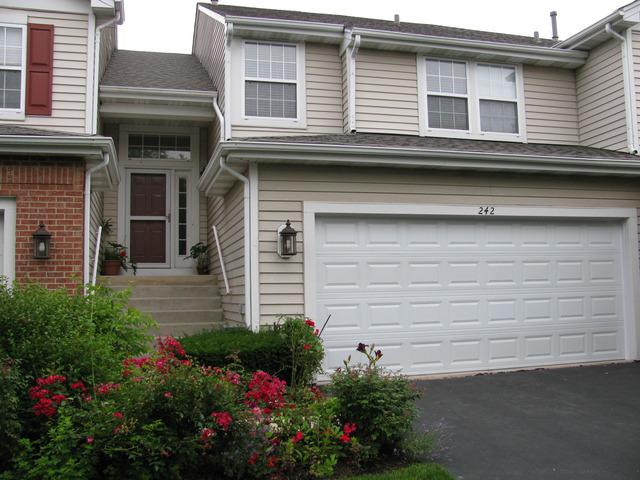242 Weather Hill Dr., Willowbrook, IL 60527