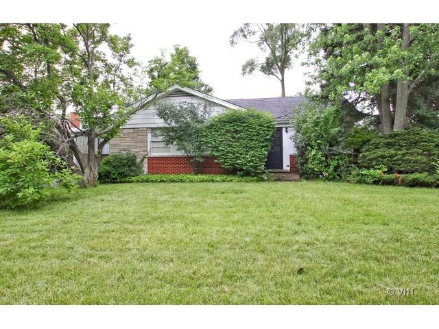 1421 London Ln., Glenview, IL 60025