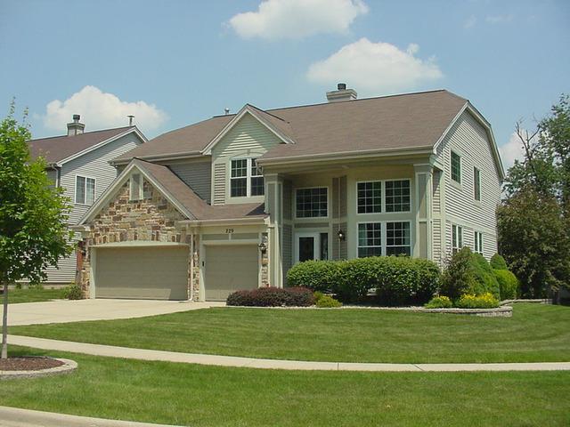 229 W Cimarron Rd., Lombard, IL 60148