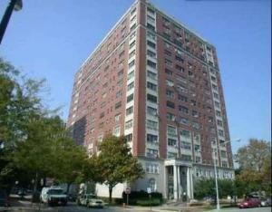 4300 N Marine Dr. #705, Chicago, IL 60613