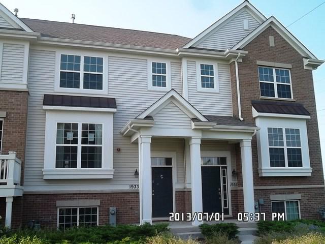 1933 Potomac Ct., Wheeling, IL 60090