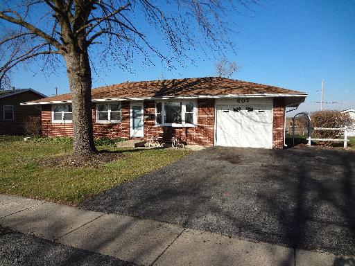 607 Sweetbriar St., Plano, IL 60545