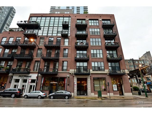 300 W Grand Ave. #211, Chicago, IL 60654