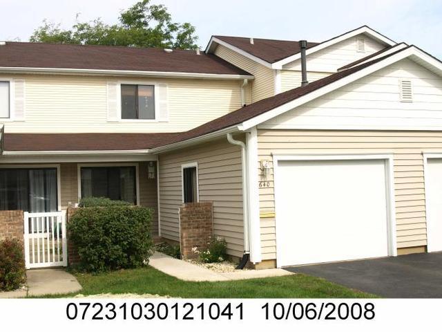 640 Surfside Point, Schaumburg, IL 60194