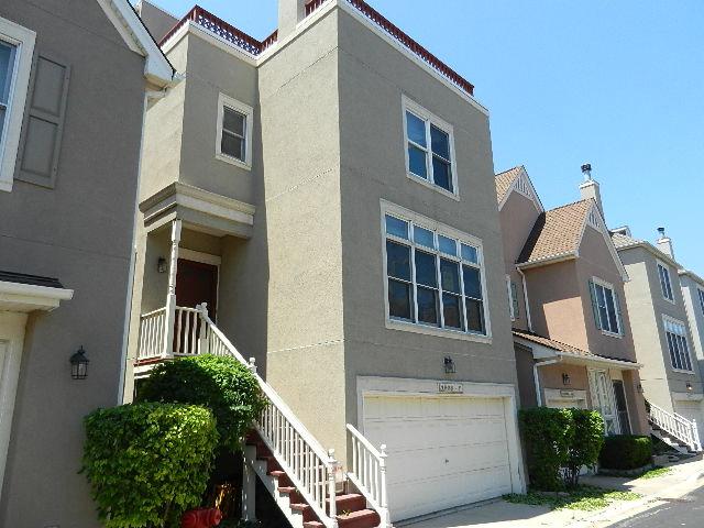 1808 W Diversey Pkwy. #F, Chicago, IL 60614