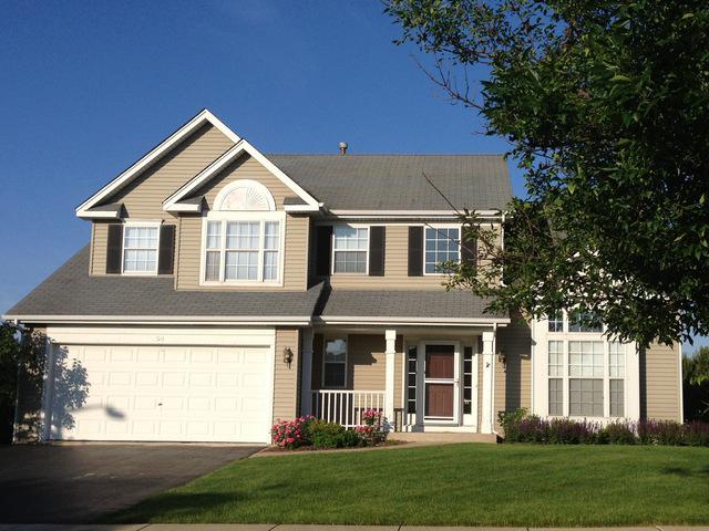 50 White Oak Dr., North Aurora, IL 60542