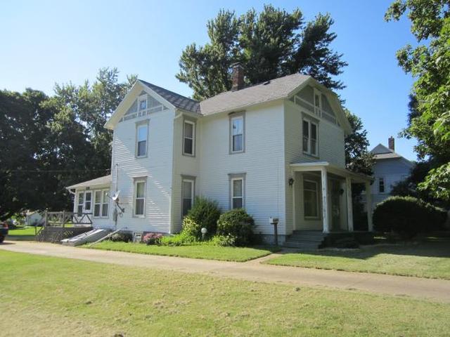 530 N 5th St., Sheldon, IL 60966