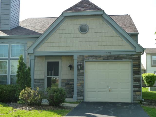 1339 Woodlake Dr., Carol Stream, IL 60188