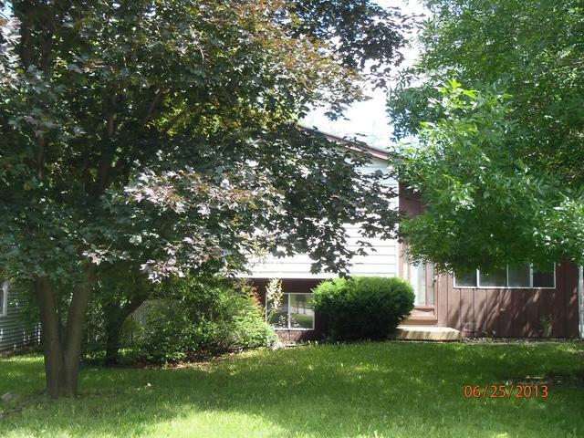 460 Konen Ave., Aurora, IL 60505