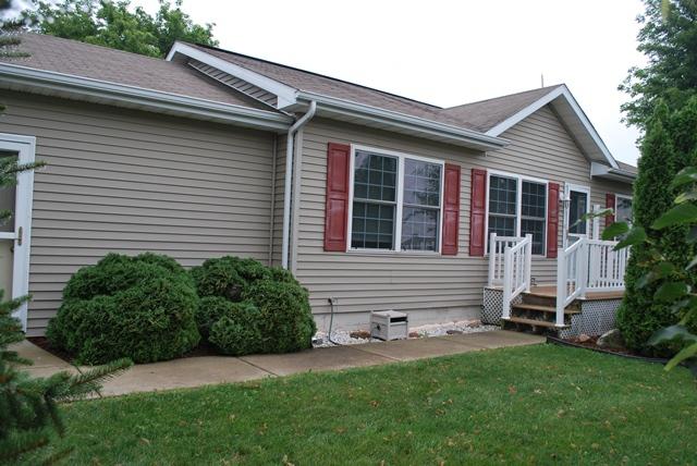 860 Paw Paw Rd., Paw Paw, IL 61353