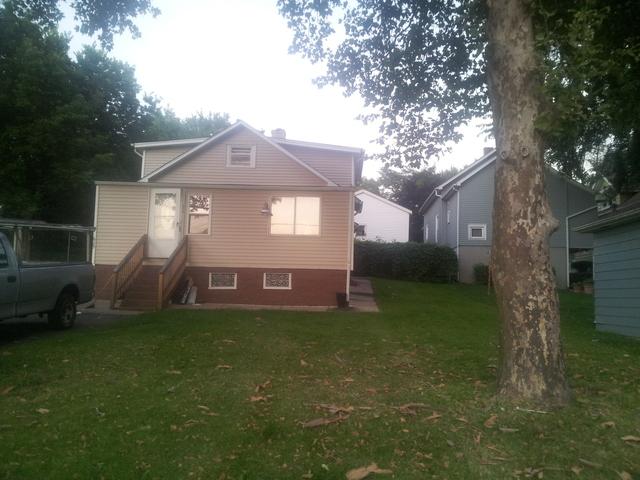 629 Aurora Ave., Aurora, IL 60505