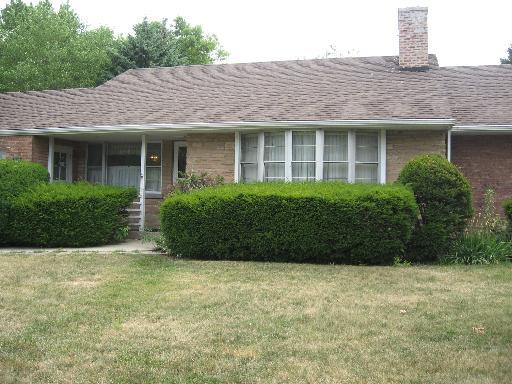 1407 Robinhood Ln., La Grange Park, IL 60526