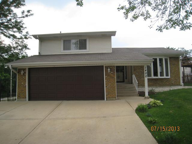 1400 Brookside Dr., Hoffman Estates, IL 60169