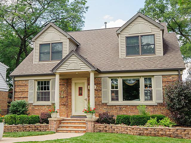 828 S 8th Ave., La Grange, IL 60525