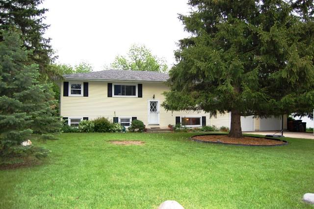 2N447 Euclid Ave., Glen Ellyn, IL 60137