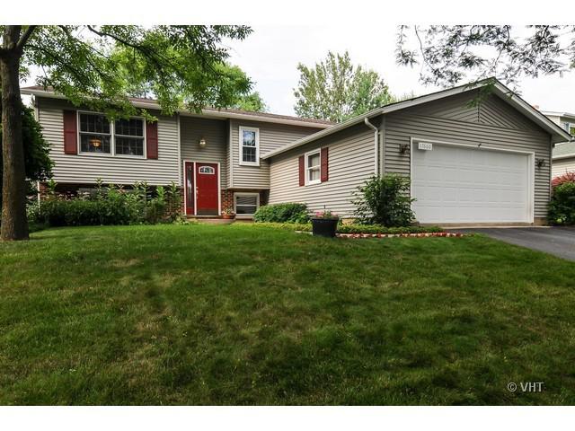 17660 W Summit Dr., Grayslake, IL 60030