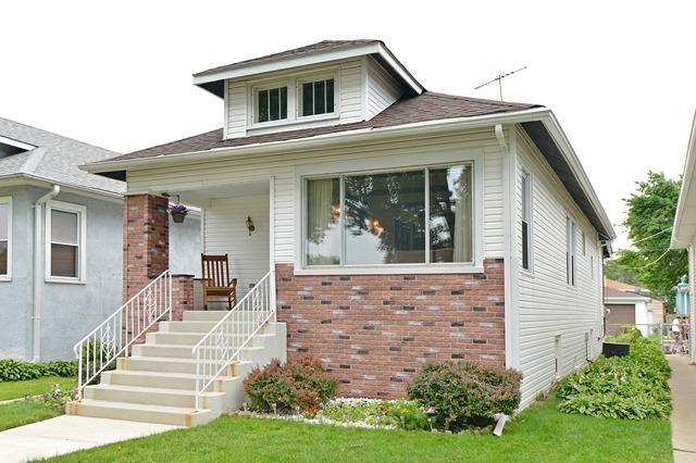 5747 W Warwick Ave., Chicago, IL 60634