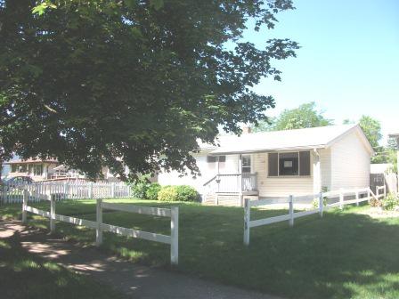 2728 Ezra Ave., Zion, IL 60099