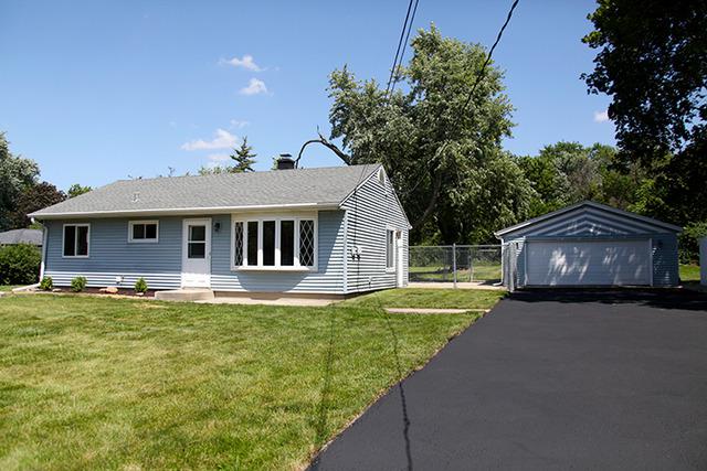 1N221 Pleasant Ave., Glen Ellyn, IL 60137