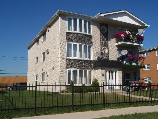 8106 W Marion Dr. #2W, Justice, IL 60458