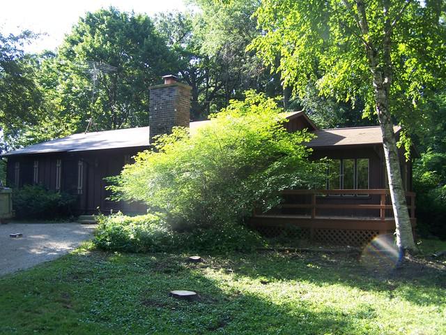 2319 Hedge Pl., Mchenry, IL 60050