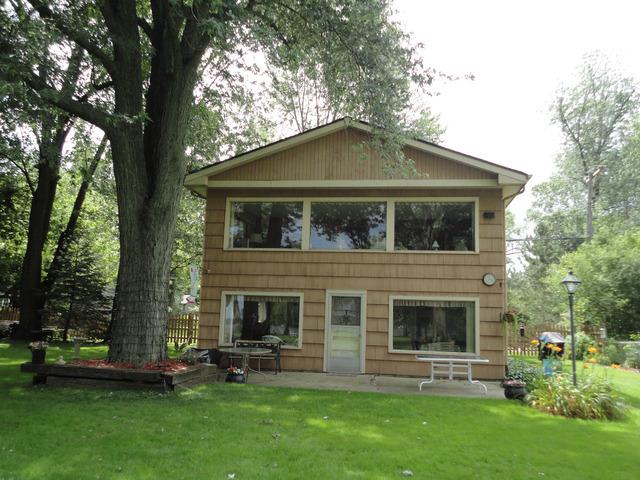 4814 Woodrow Ave., Mchenry, IL 60051